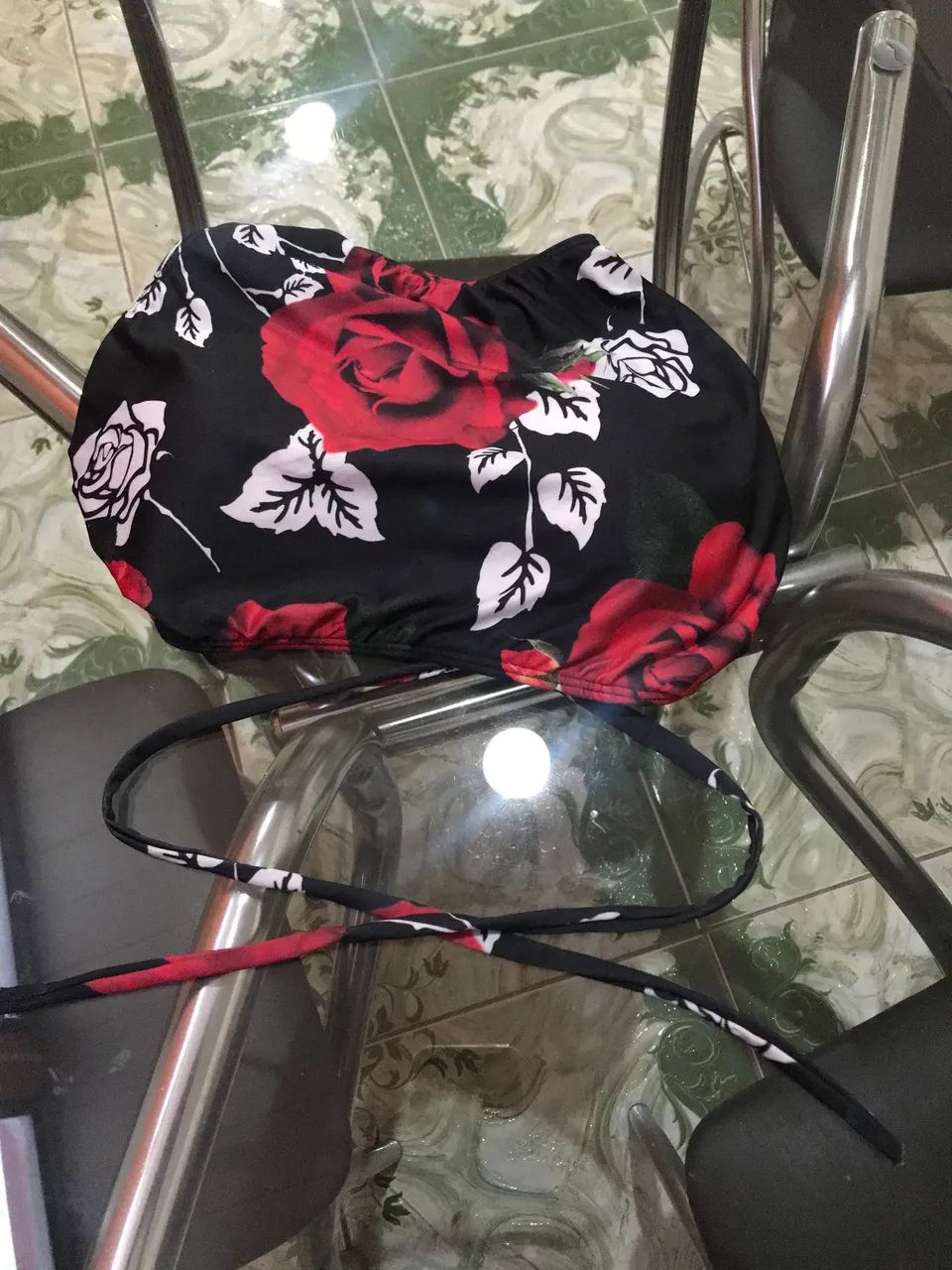Biquíni preto floral