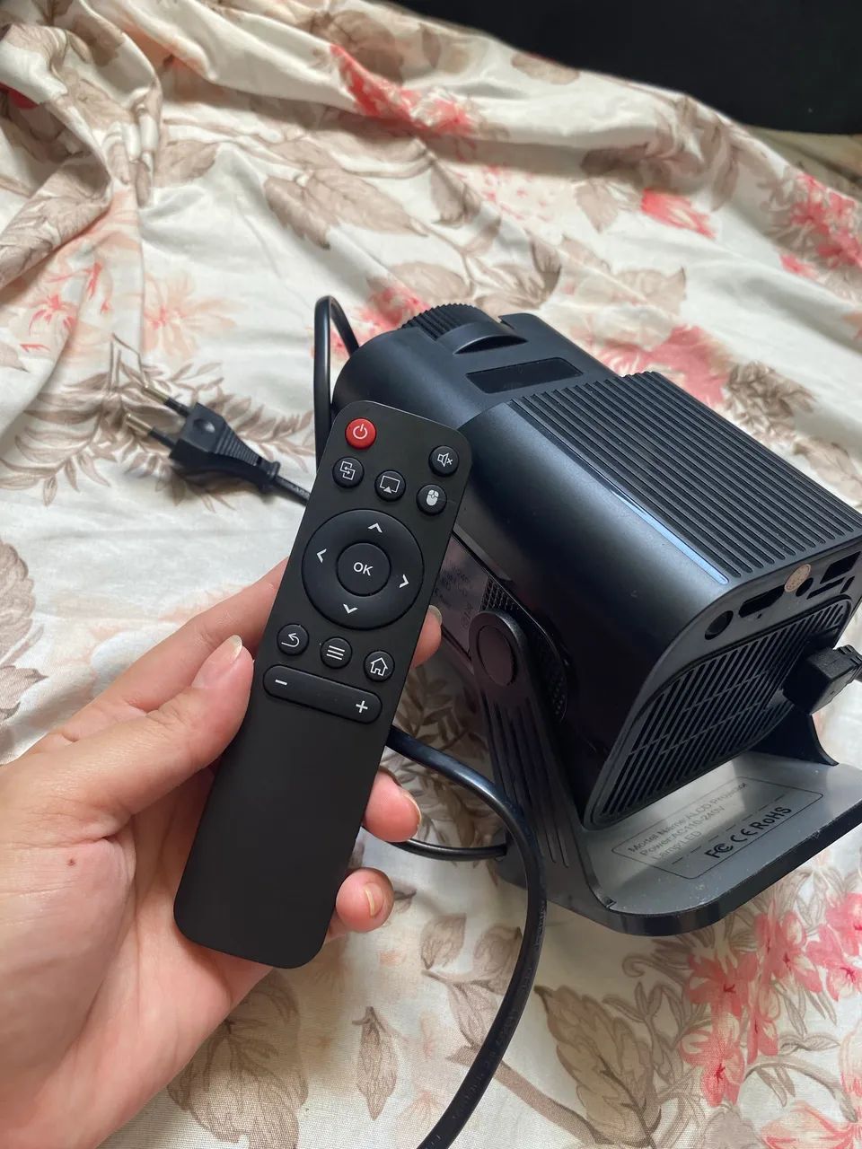 Projetor Davely smart Tv  - Foto 4