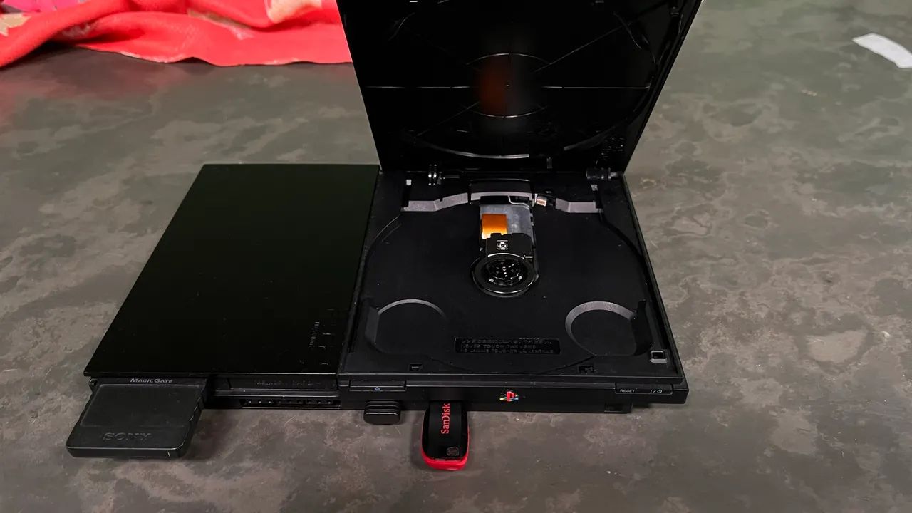 PlayStation 2 Slim Funcionando - Foto 2