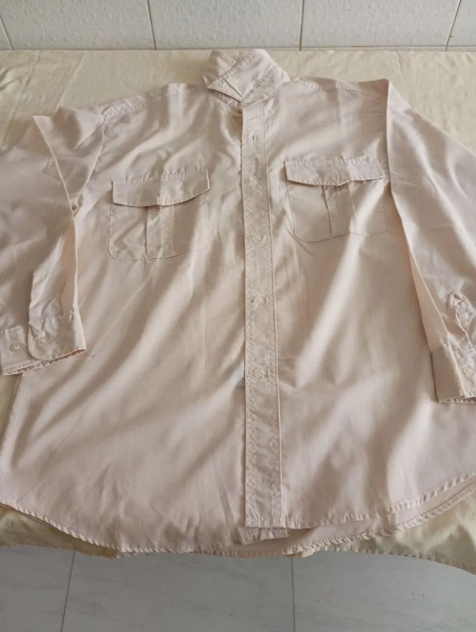 Camisa social masculina com manga comprida 
