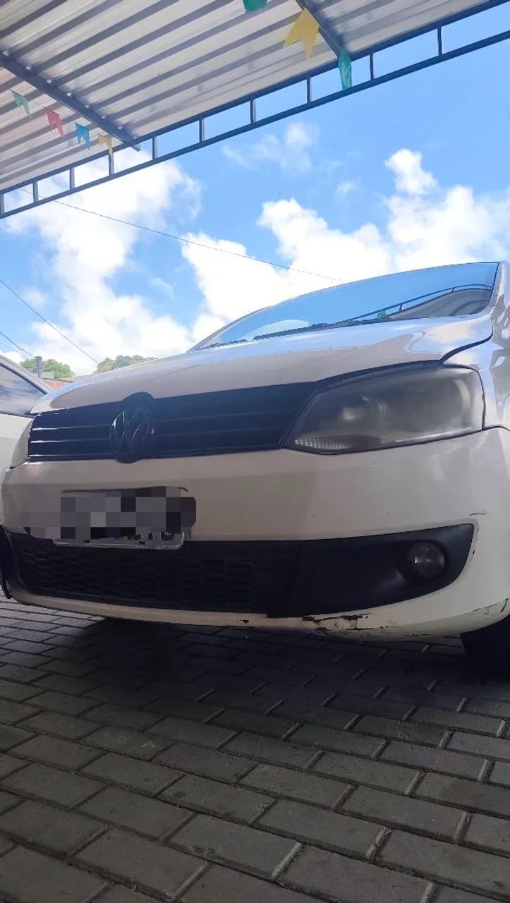 Volkswagen Fox 1.0 MI Total Flex 8V 5P 2014 - Foto 4