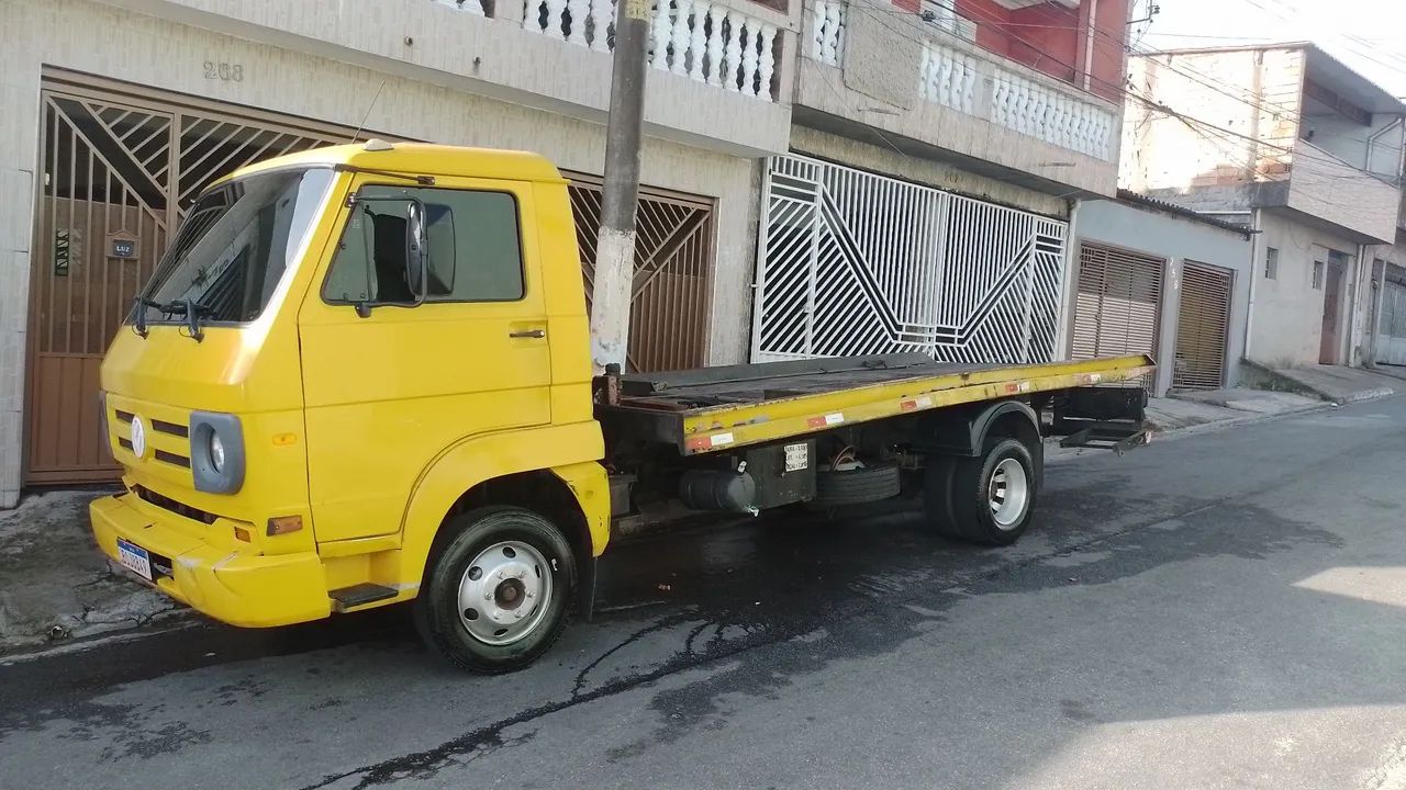 Caminhão guincho com asa delta  - Foto 4