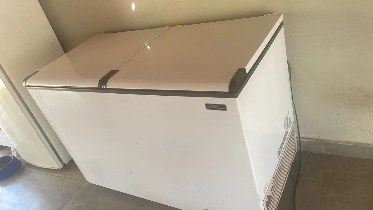 Vendesse esse Freezer em perfeito estado, funcionando perfeitamente!! - Foto 4