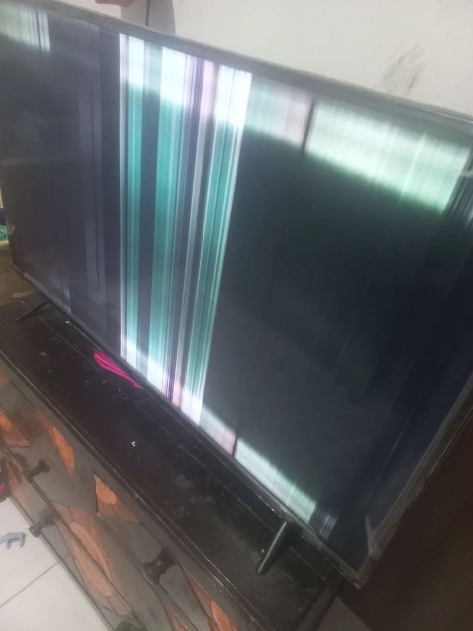 TV SEMP ROKU COM DEFEITO  - Foto 2