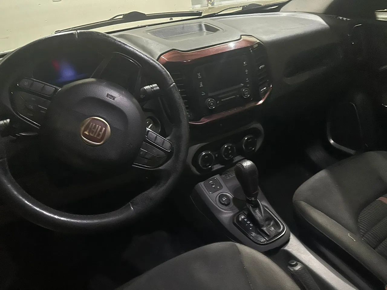 Fiat Toro Opening Edition 1.8 16V Flex Aut. 2017 - Foto 4