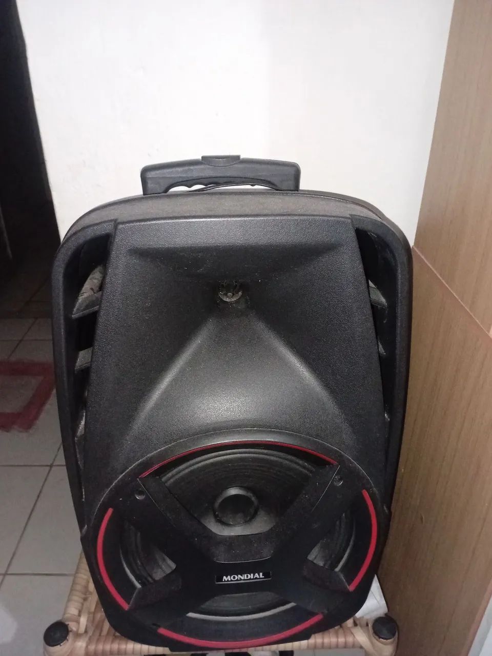 VENDO ESSA CAIXA DE SOM MUNDIAL FUNCIONANDO PERFEITAMENTE  - Foto 2