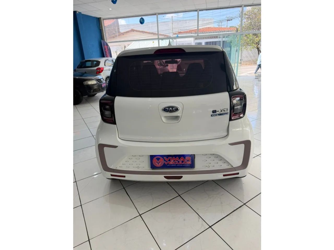 JAC E-JS4 150cv 5P Aut. (elétrico) 2023 - Foto 4