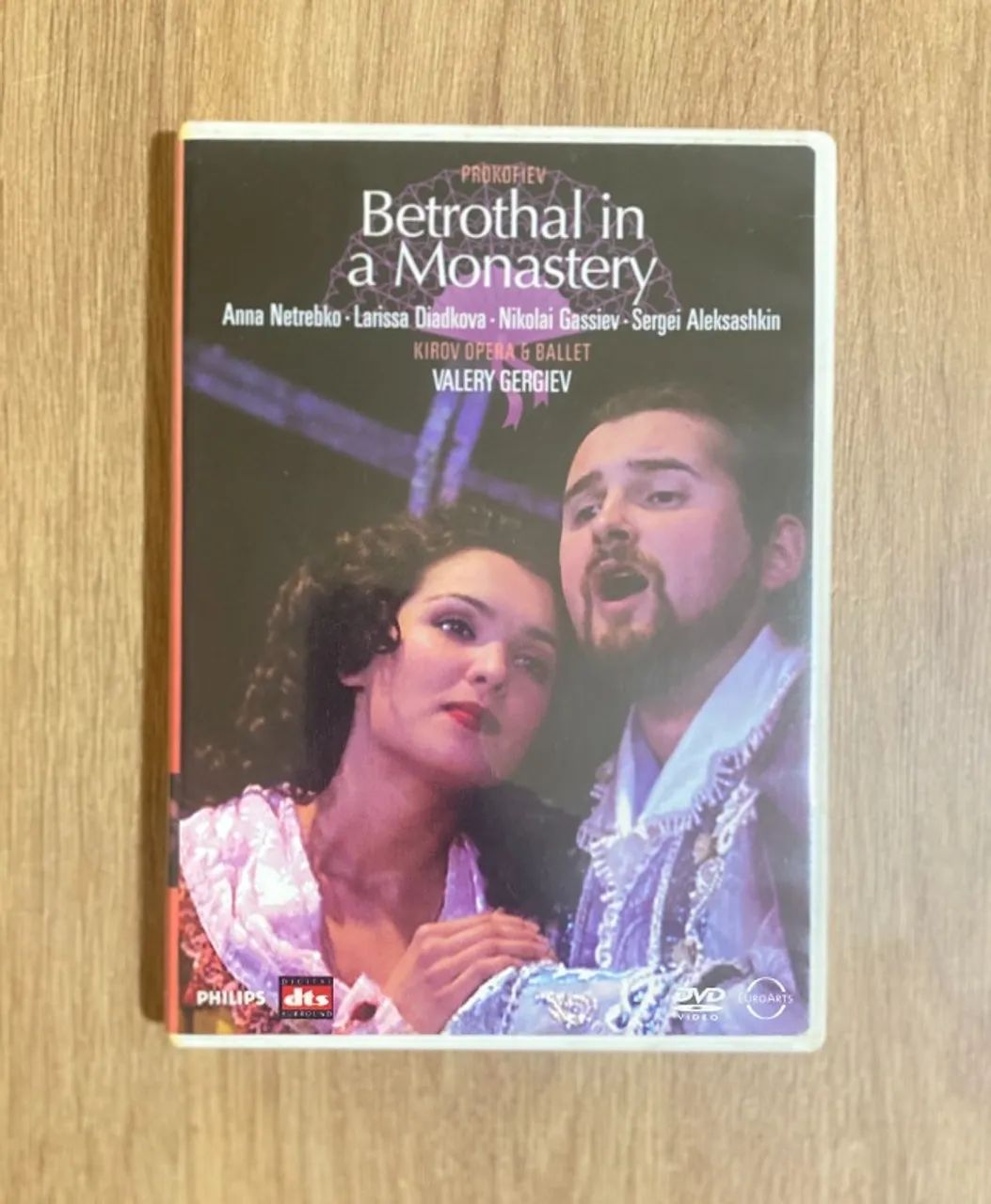 DVD da ópera "Betrothal in a Monastery" de Prokofiev (com o Kirov Opera & Ballet)