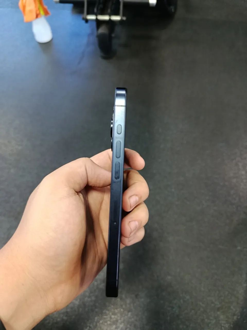 iPhone 15 pro 128g azul  - Foto 3