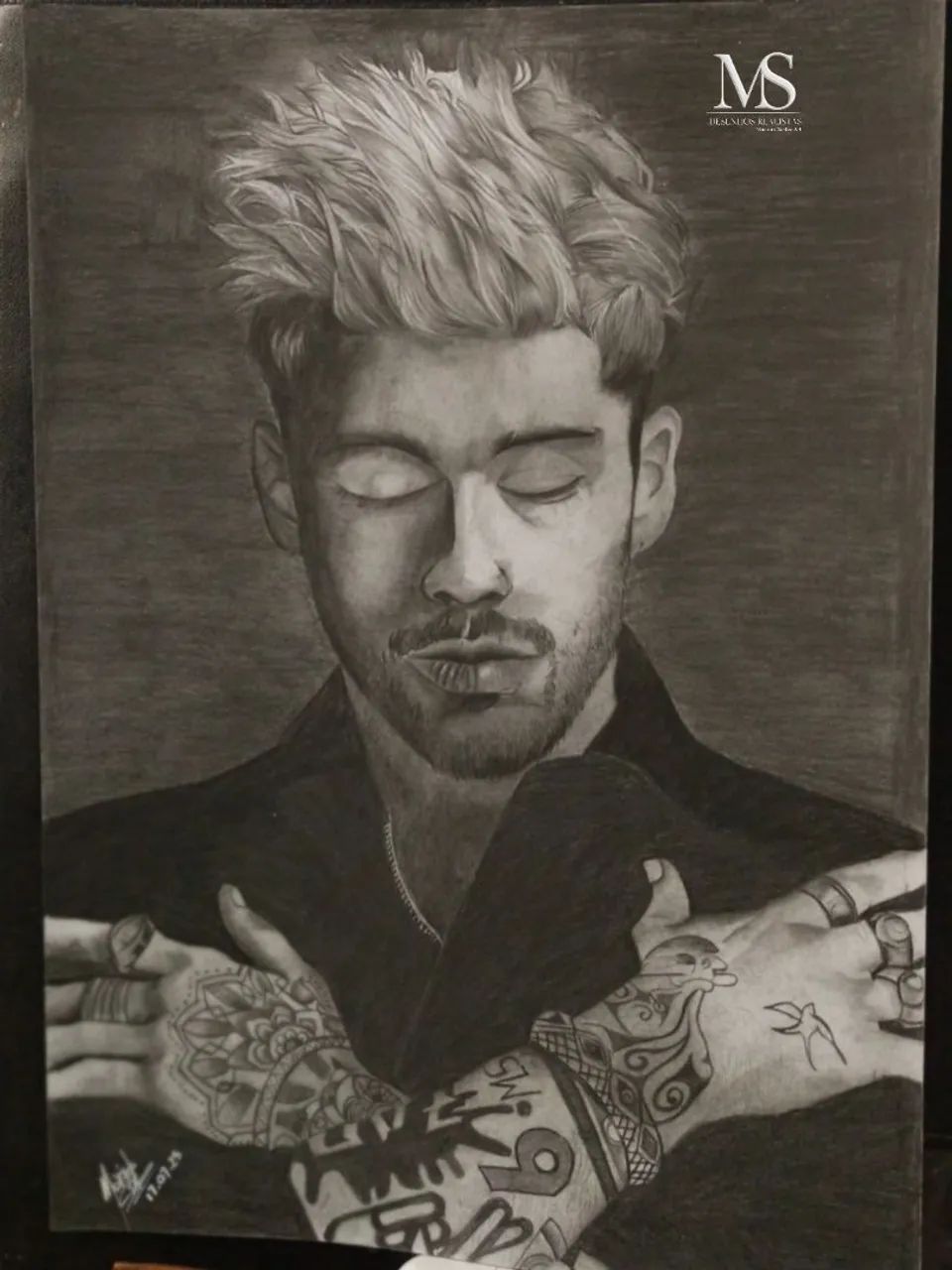 Desenho Realista Feito à Mão Sob Encomenda - Foto 4