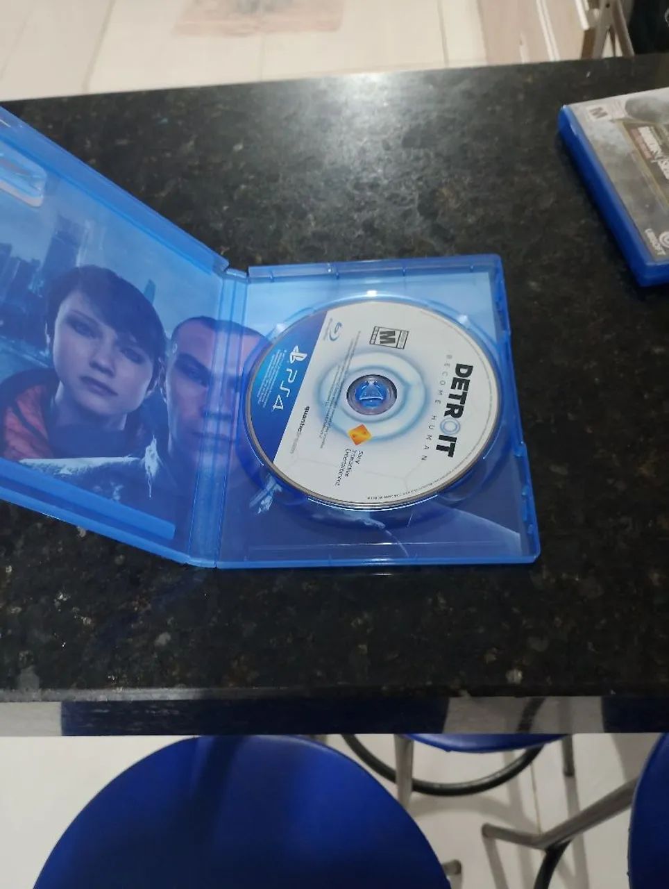 DETROIT BECOME HUMAN PS4 - Foto 2