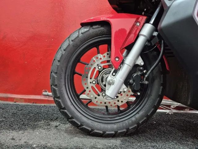Honda Adv 150 - Foto 4