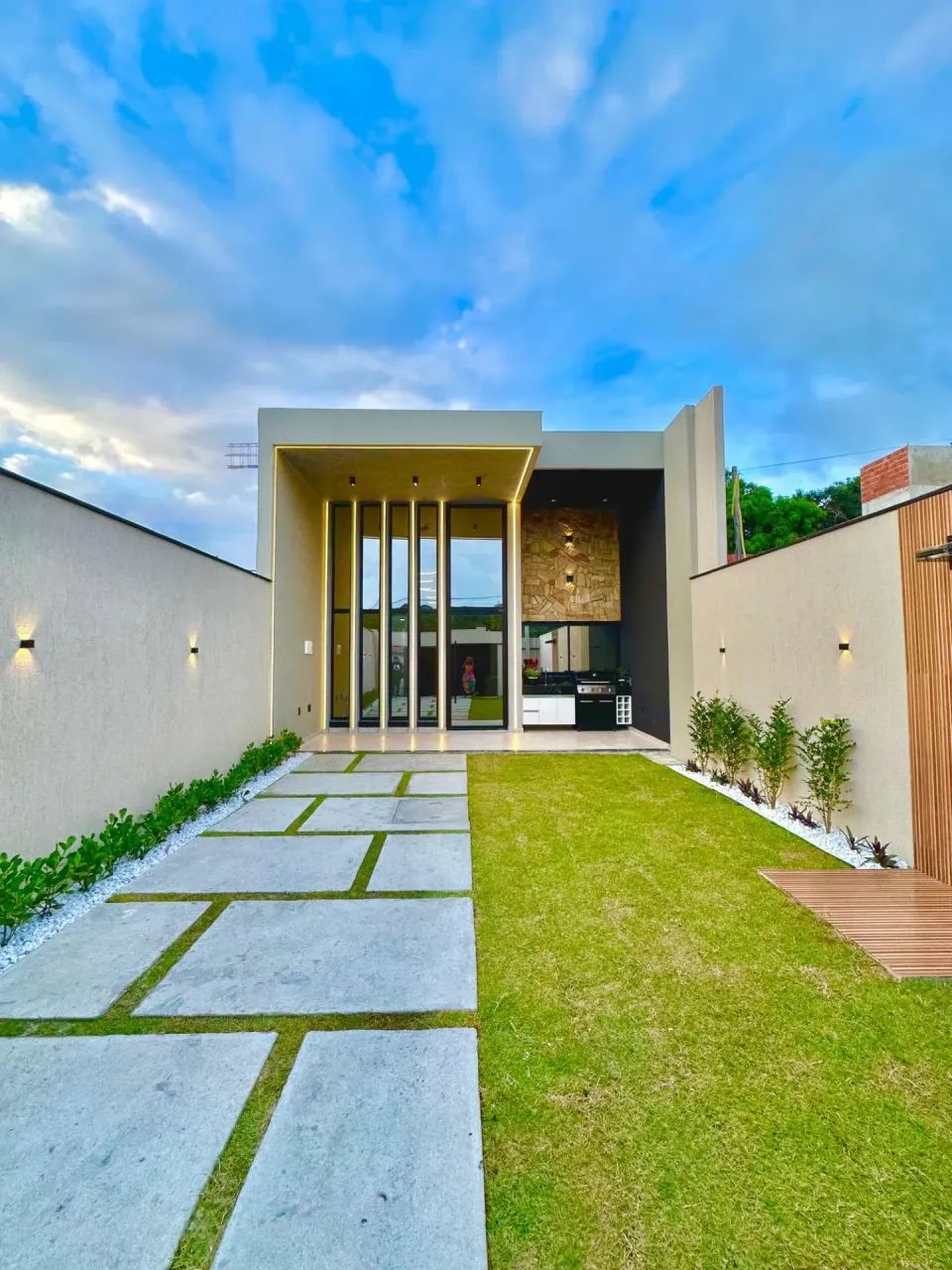 Casas Planas com excelente projeto no Eusébio!
