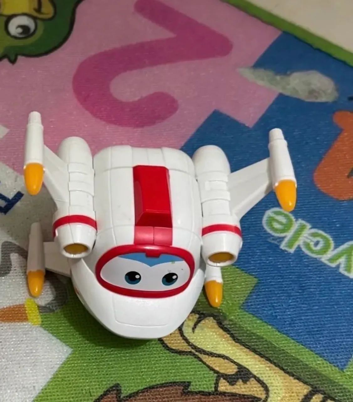 Brinquedo que transforma em robô Super wings  - Foto 3