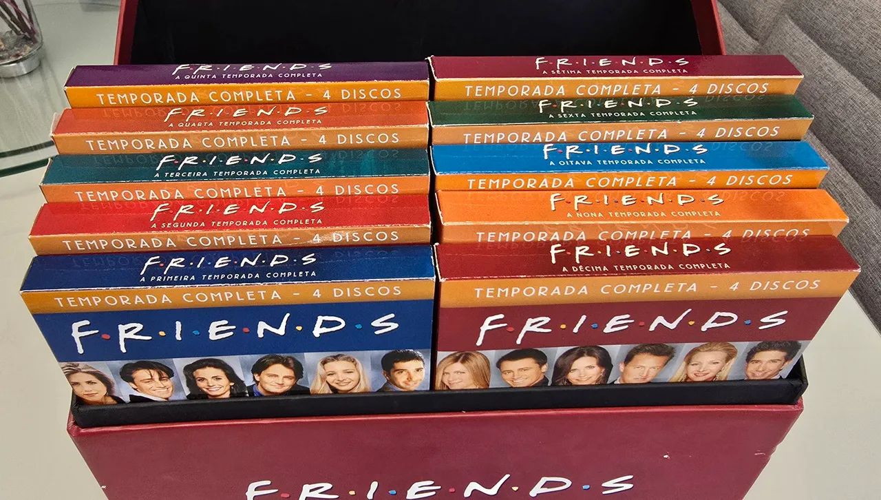 Friends - Box Completo com as 10 temporadas + brinde!!!  - Foto 3