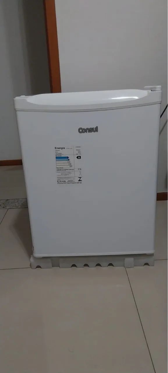 Frigobar Cônsul 80L