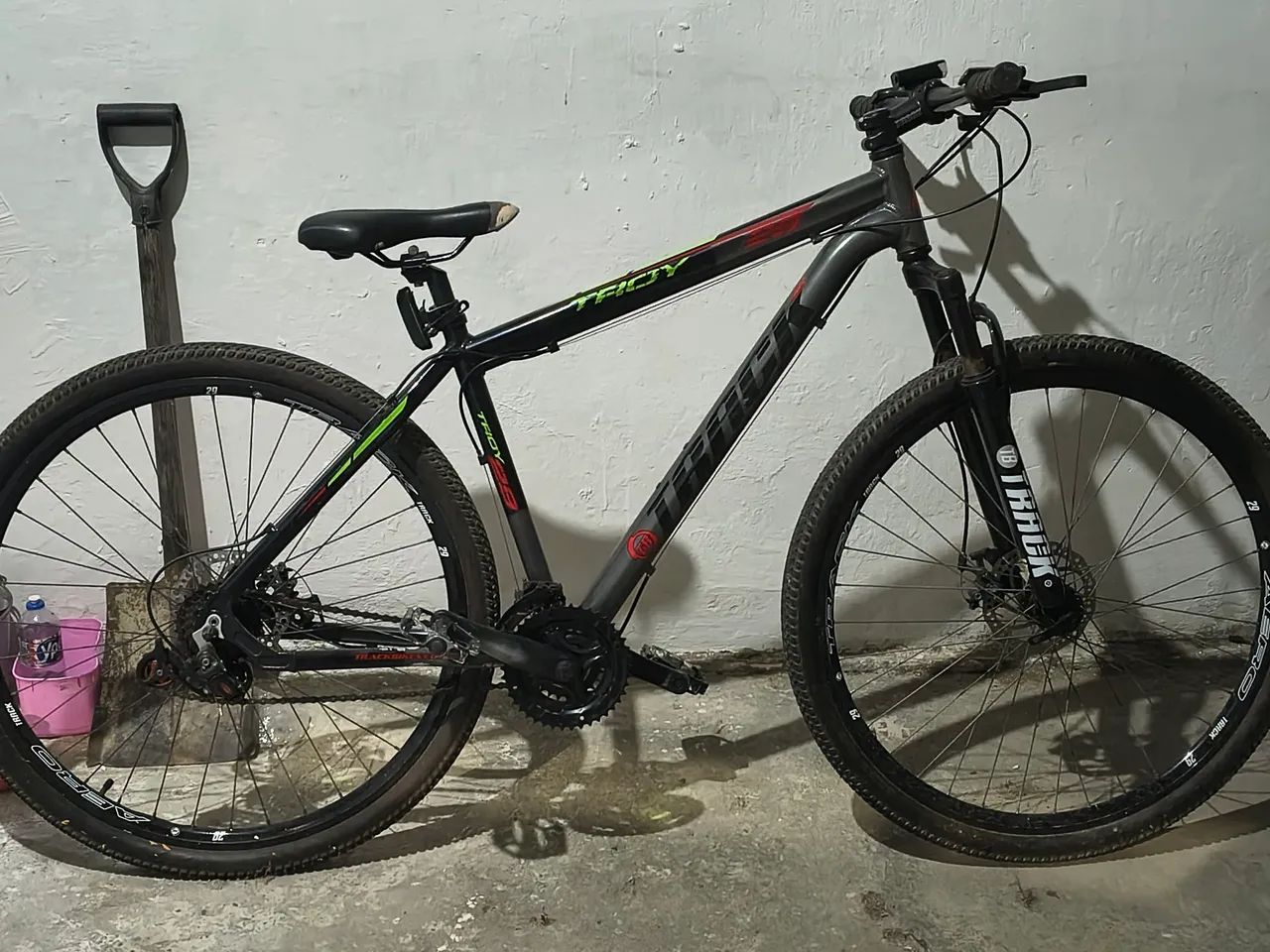 Track troy 29