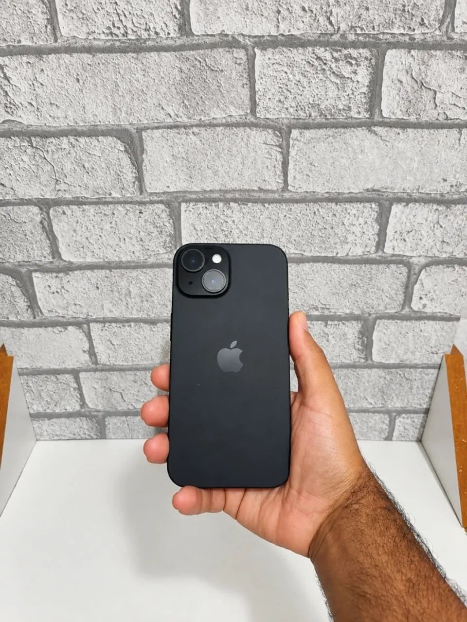 iPhone 15 128GB 