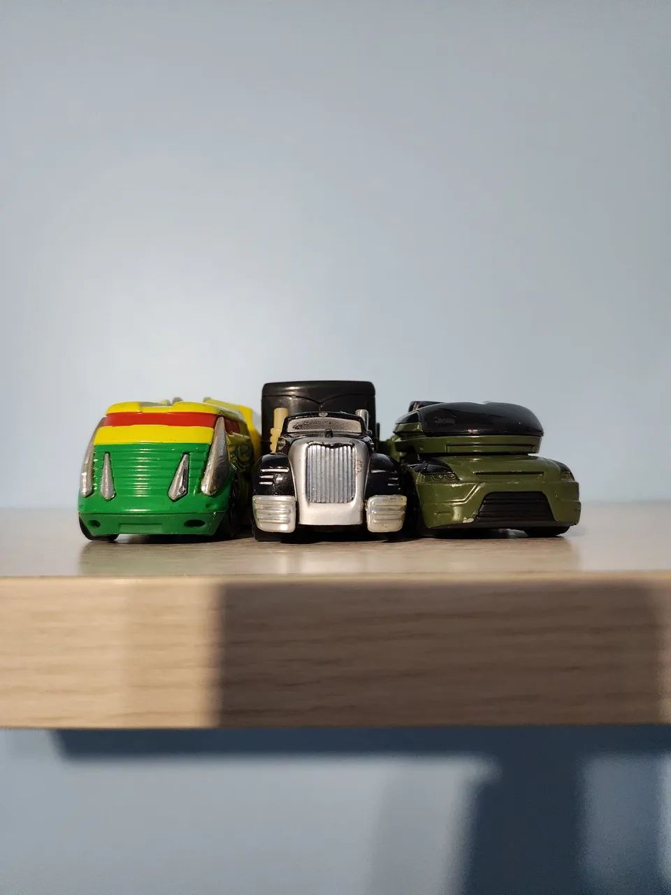 ミニカー Hot Wheels Truckin' Transporters 3 Caminhões Hot Wheels Truckin Transporters + Crash Racers Lote