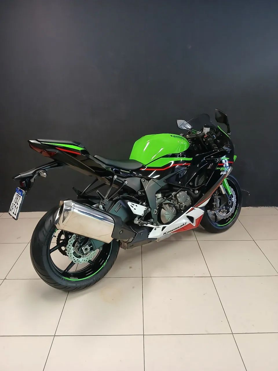 Kawasaki Zx-6r 636cc 2021 - 1499804254 | OLX