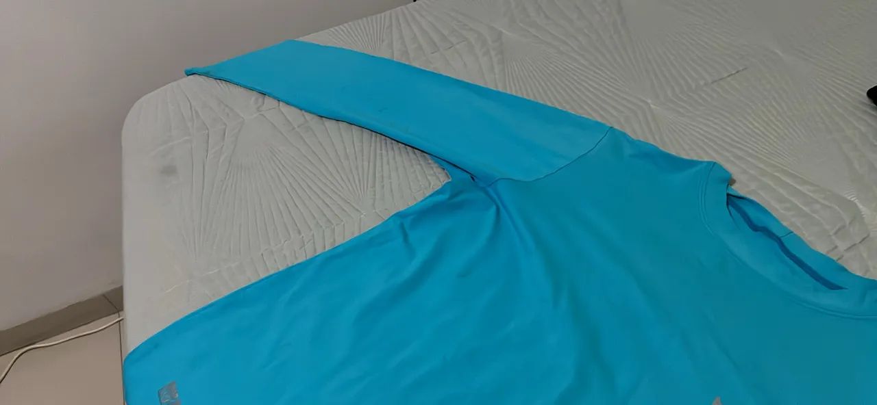 Camisa Esportiva Manga Longa Proteção UV Azul Celeste - Foto 3