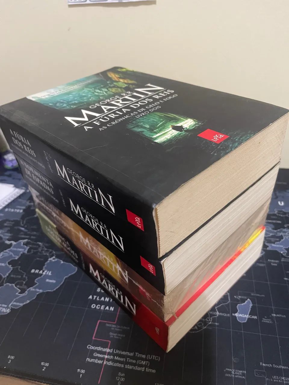 Livro game of thrones  - Foto 3