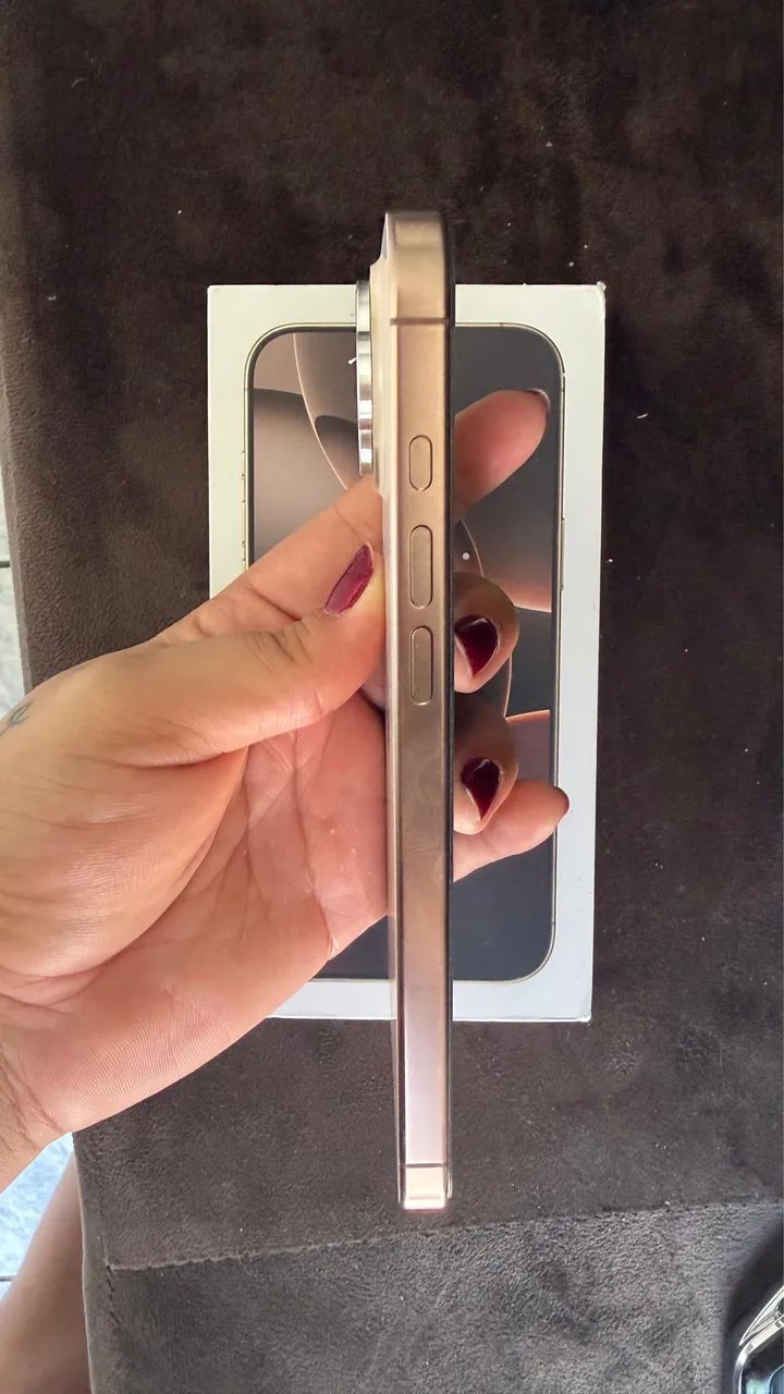 Iphone 16 Pro Max - Foto 2