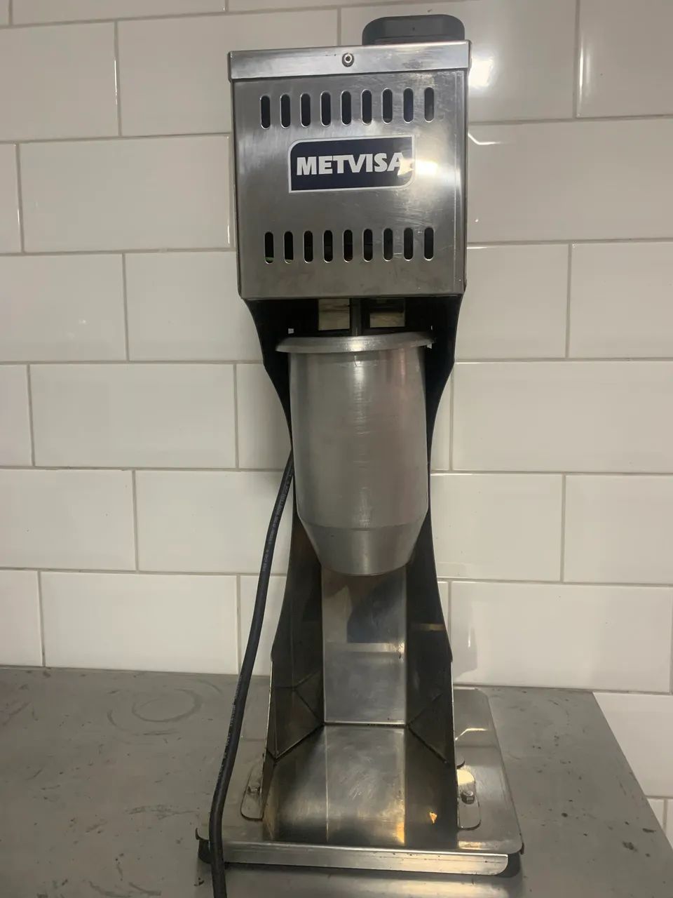BATEDOR DE MILK SHAKE PROFISSIONAL - METVISA