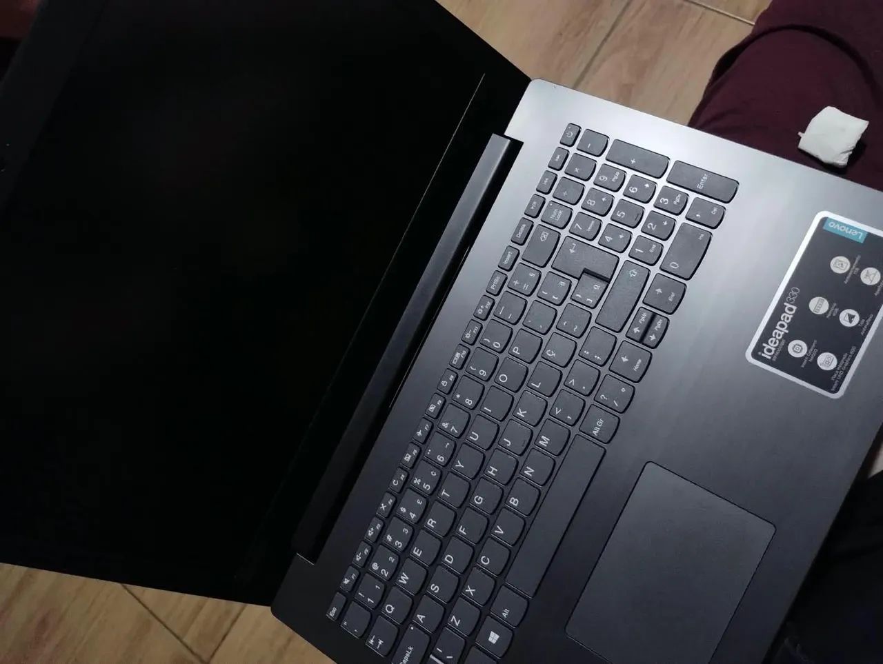 Lenovo IdeaPad 330-15IGM-81FN0001BR - Foto 4