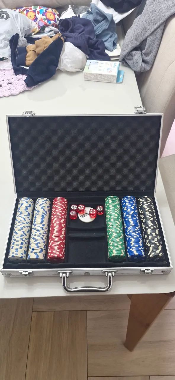 Maleta poker 