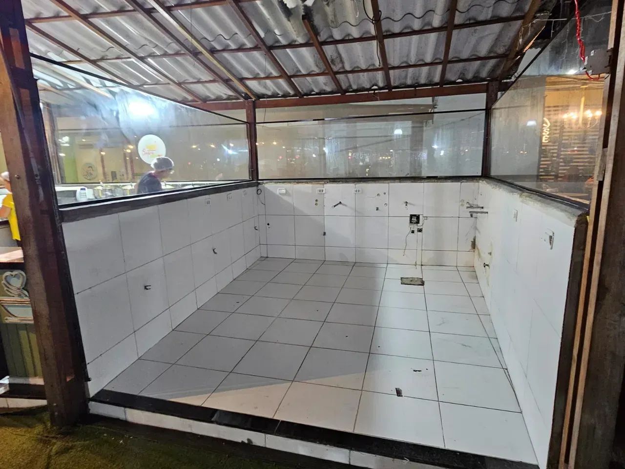 OPORTUNIDADE COMERCIAL EM COMPLEXO GASTRONÔMICO  ALTO FLUXO DE CLIENTES! - Foto 4