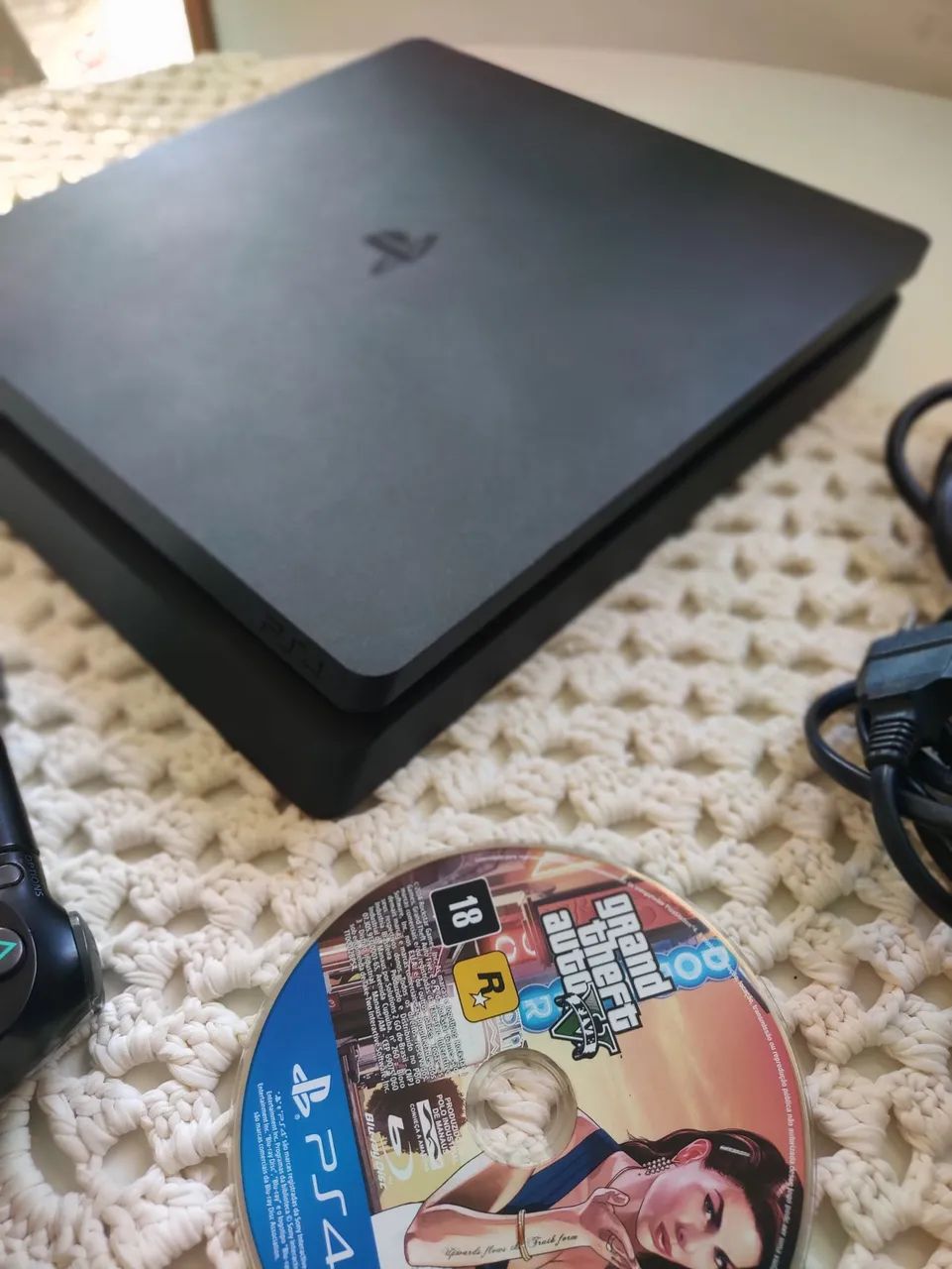 PS4 slim 1TB - Foto 3