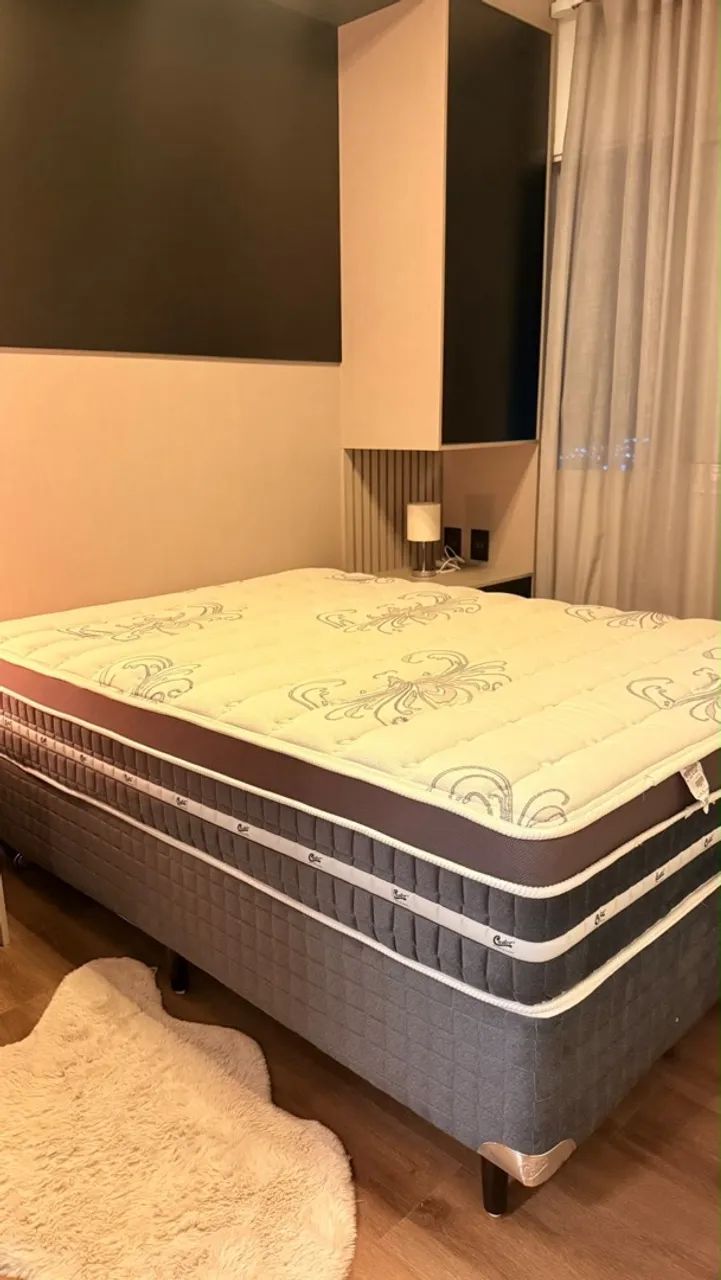 CAMA BOX + BASE CASTOR IMPECÁVEL 