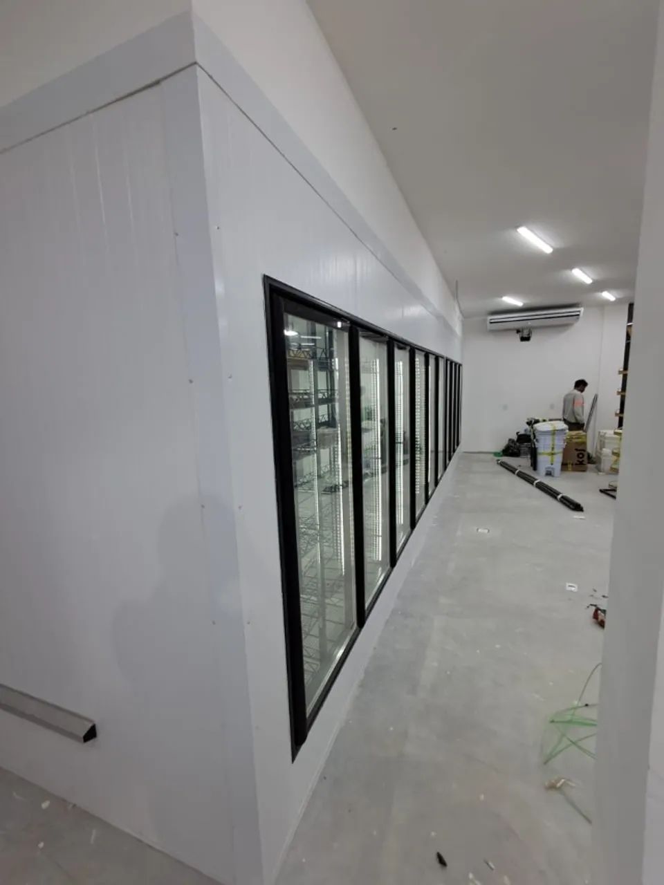 Expositora / Auto Serviço - walk-in Cooler - Sob Medida - Foto 3