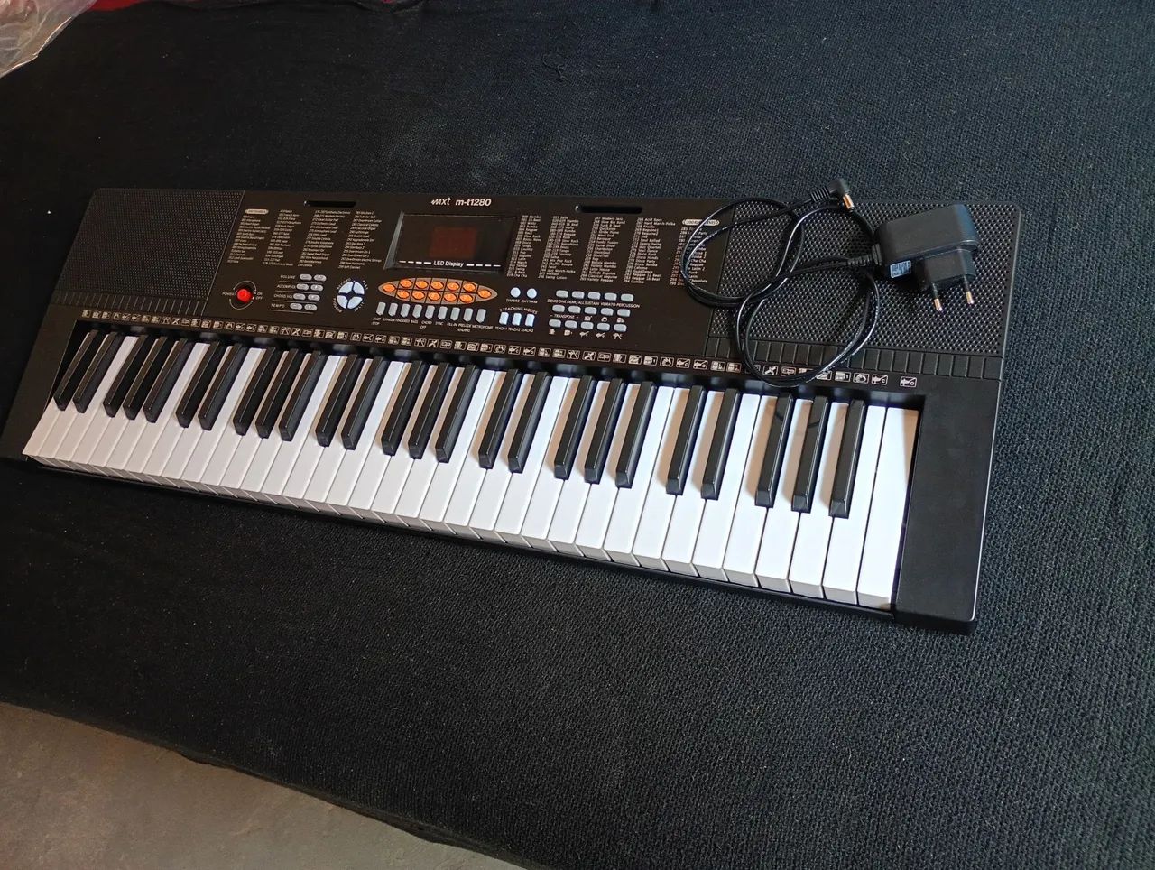 Teclado musical MXT 61 teclas - Foto 2