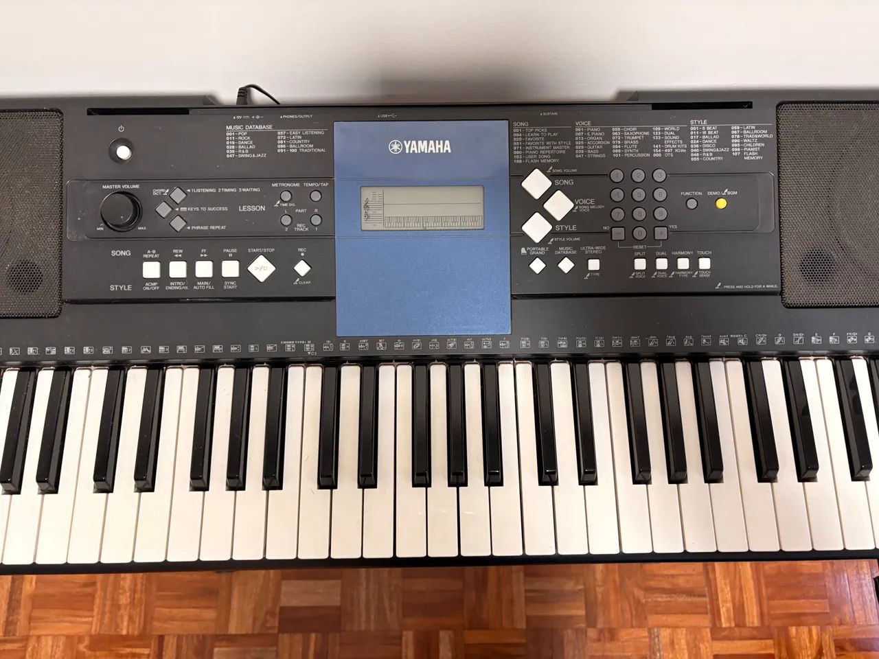 Teclado Yamaha PSR-E333 - Foto 3