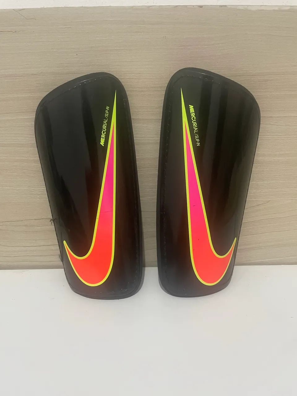 Caneleira Nike Mercurial - Foto 3