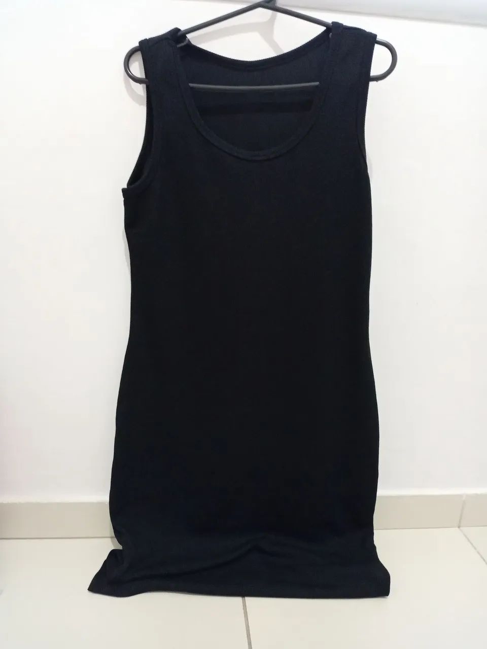 Vestido colado preto 44