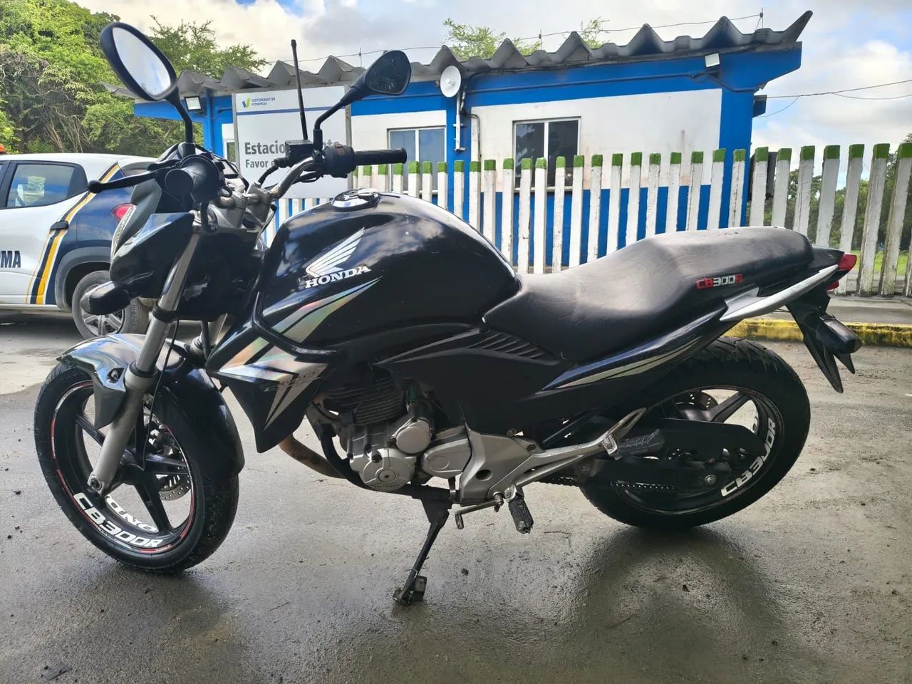 Moto CB 300 - Foto 3