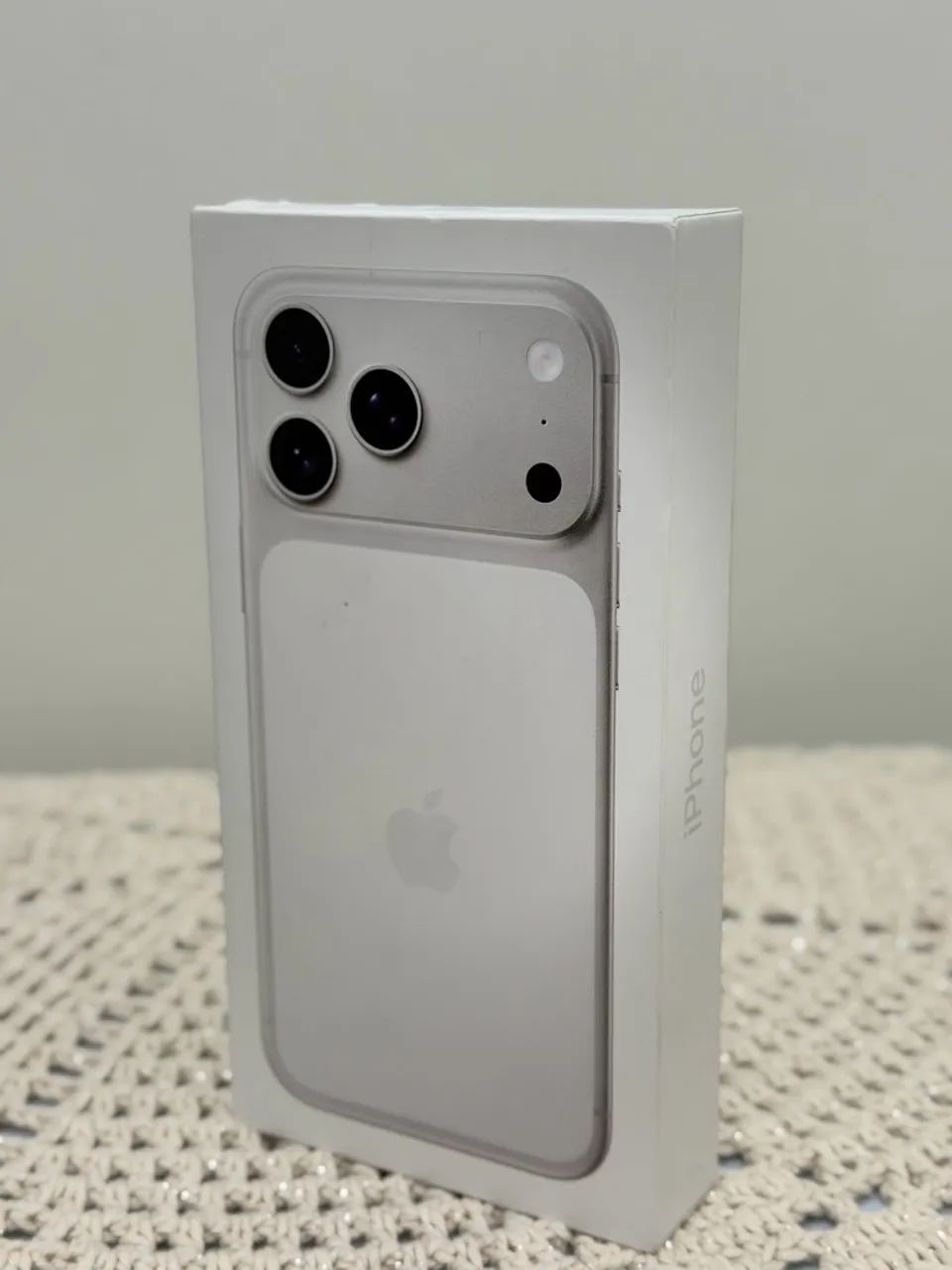 iPhone 17 Pro Max 256GB Prateado Silver - Lacrado - Foto 2