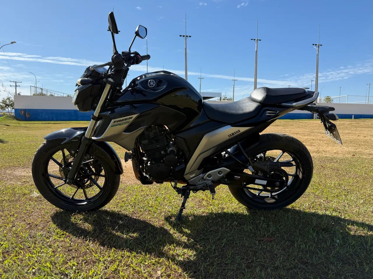Fz25 - Foto 2