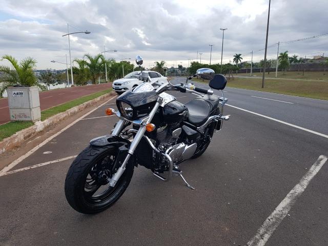 Suzuki Boulevard 800 - Muito nova com acessórios WhatsApp 