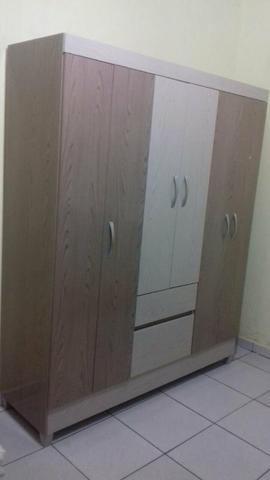Guarda-roupa