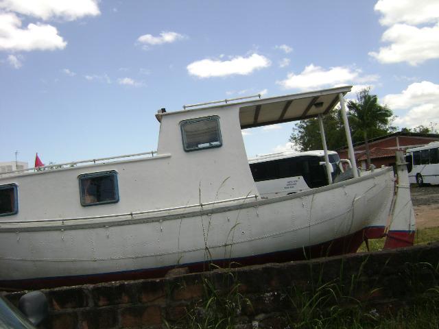 Baleeira cabinada - Foto 2