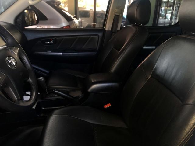 TOYOTA HILUX CD SRV D4-D 4X4 3.0 TDI DIESEL AUT - Foto 5