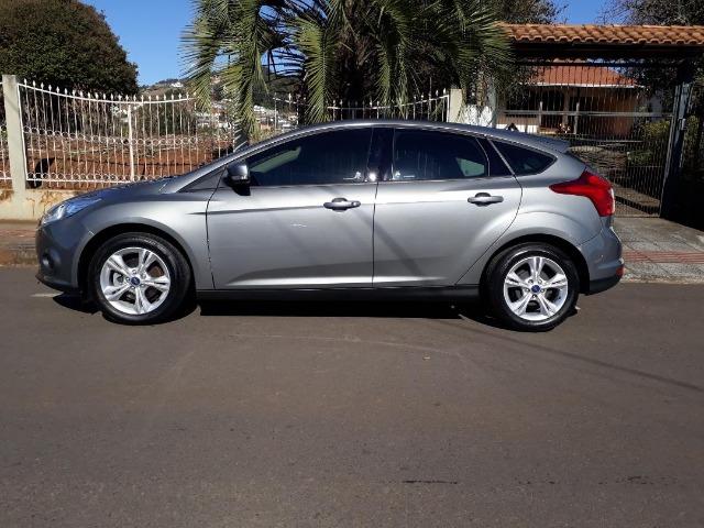 Focus 1.6 SE hacht Completo 2015 / unico dono - Foto 8