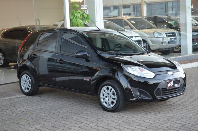 Fiesta hatch 1.6 class flex 4p manual *segundo dono*completo - Foto 2