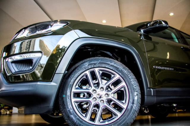 JEEP COMPASS SPORT 2.0 16V 156CV 5P - Foto 4