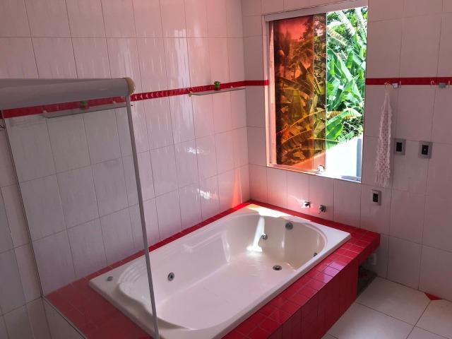 Casa em Piatã com 5/4 e 350m² no Cond. Do Forte - Foto 17