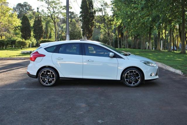 FORD FOCUS 2.0 TITANIUM 16V FLEX 4P POWERSHIFT - Foto 8